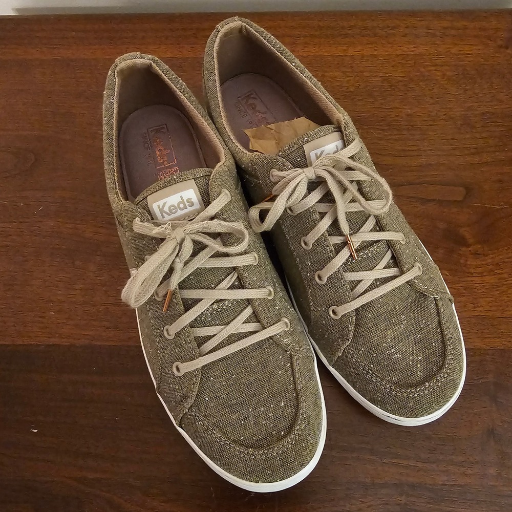 Keds Jump Kick Olive Green Canvas Sneakers Dream Foam Memory WF62203 Womens 10